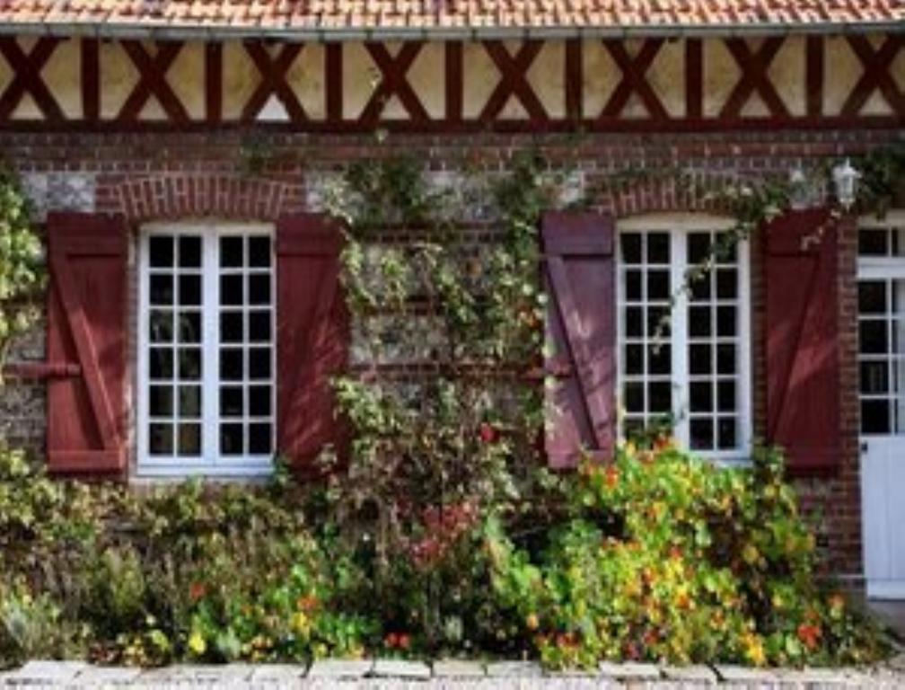 Le Moulin Fleuri Du Petit Appeville Rum bild